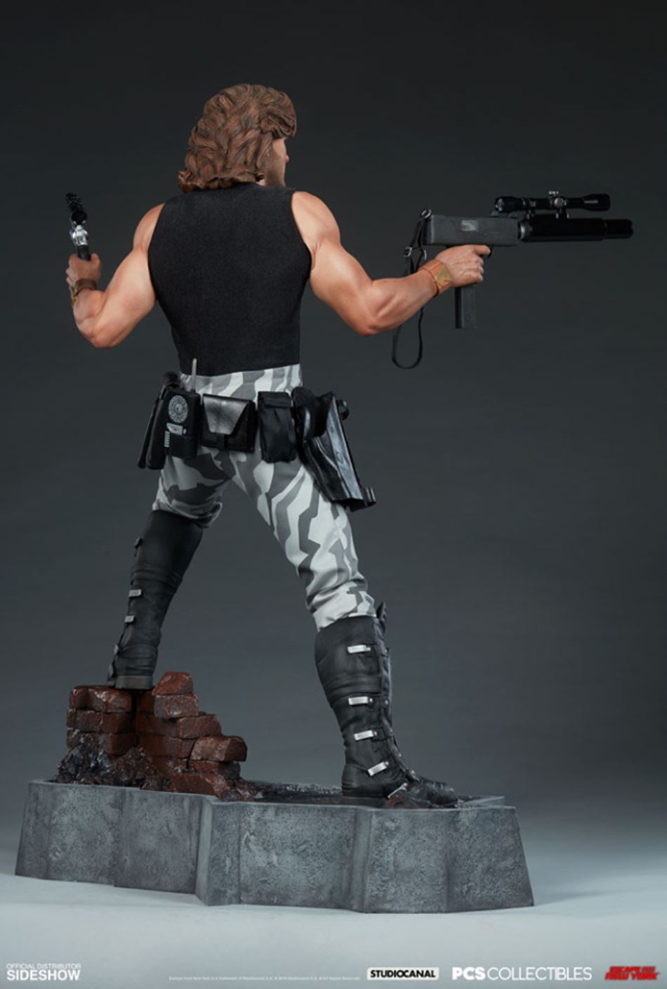 PCS Collectibles :Snake Plissken 1/3 Scale Statue [ Kurt Russell ]