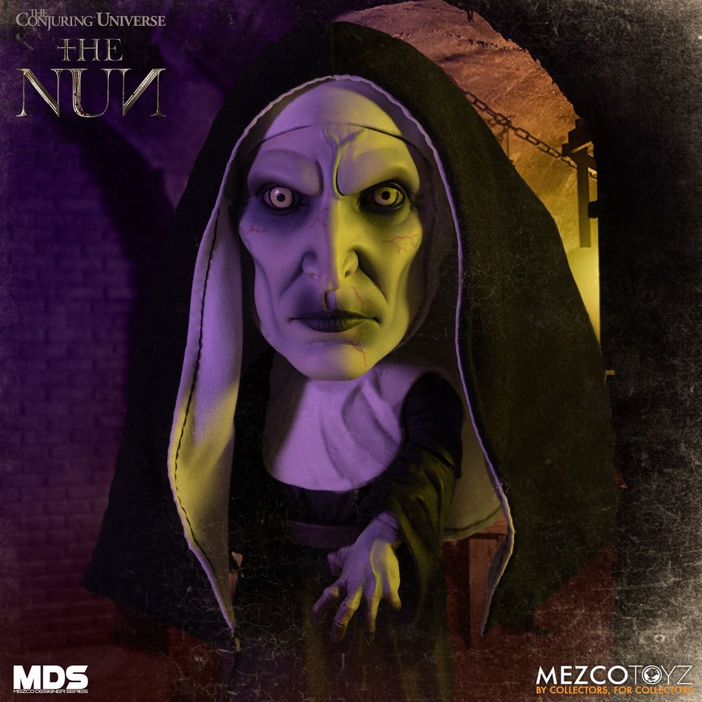 MEZCO DESIGNER SERIES The Nun