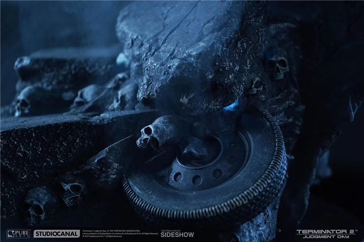 PureArts x Sideshow - Terminator 2 - T800