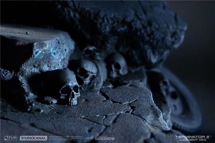 PureArts x Sideshow - Terminator 2 - T800