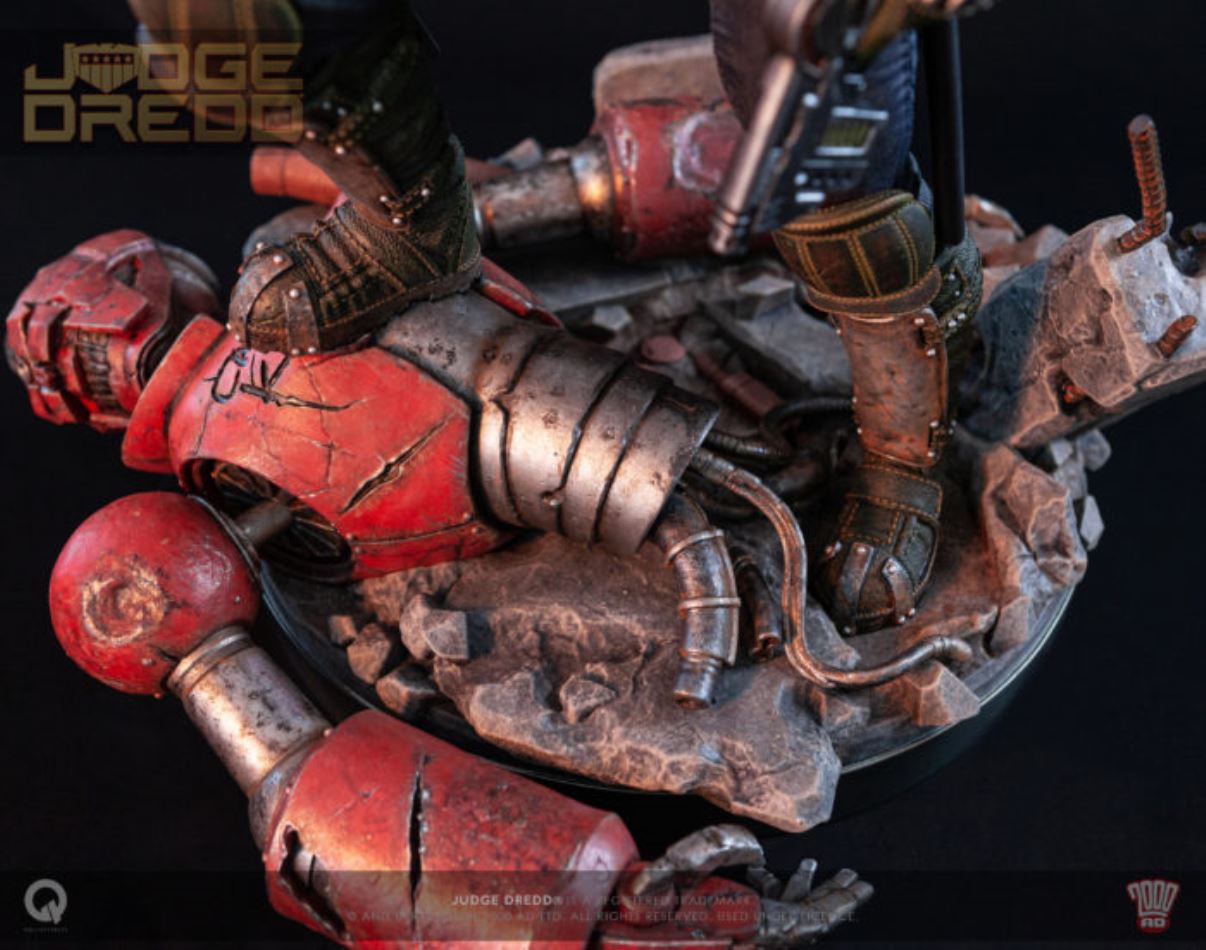 Q-COLLECTIBLES : JUDGE DREDD [EX] 1/4 SCALE