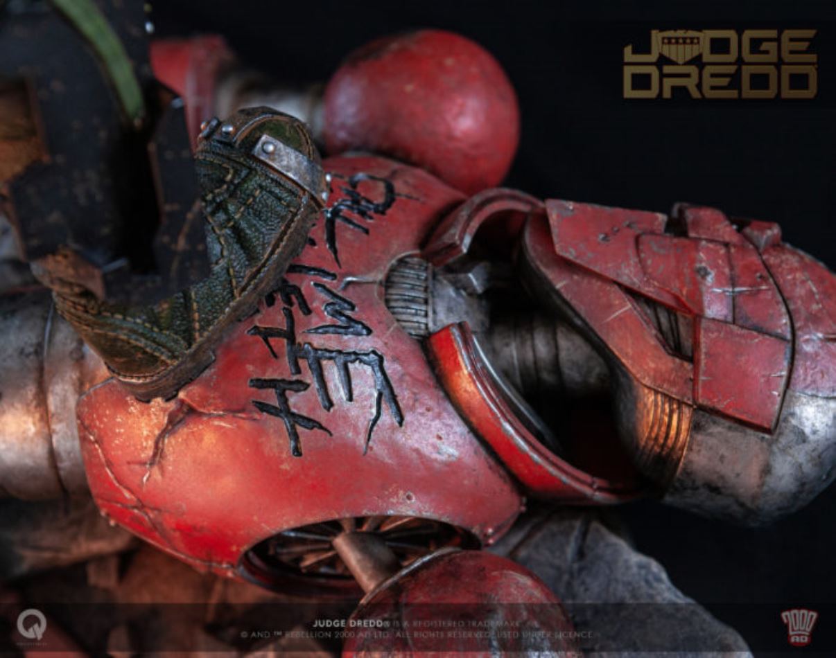 Q-COLLECTIBLES : JUDGE DREDD [EX] 1/4 SCALE