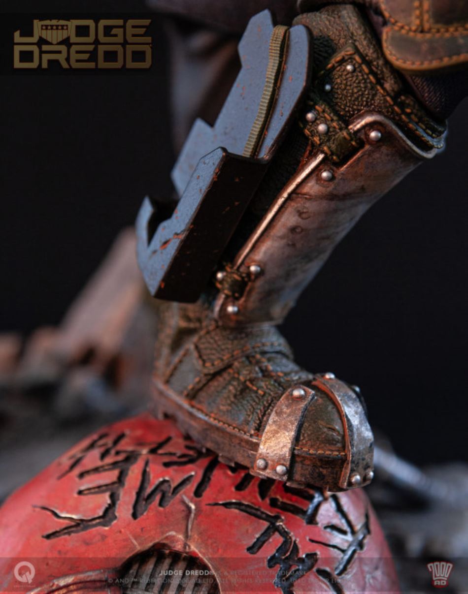 Q-COLLECTIBLES : JUDGE DREDD [EX] 1/4 SCALE