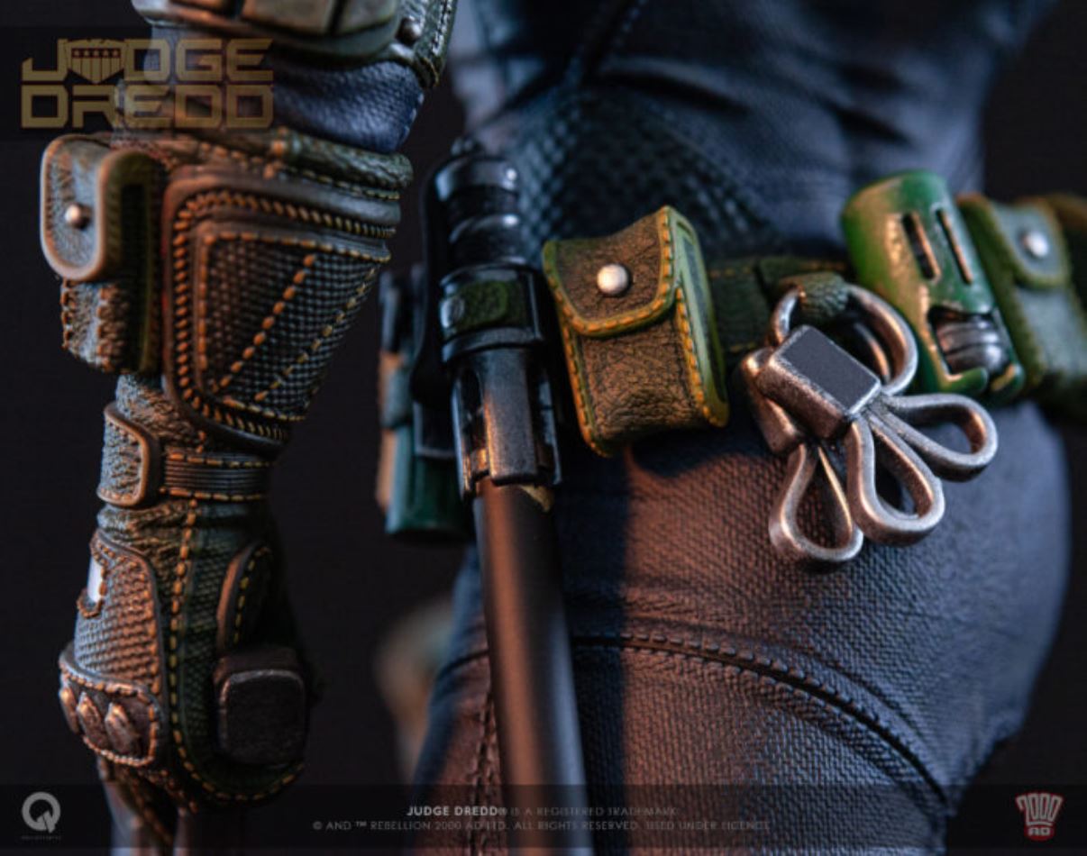 Q-COLLECTIBLES : JUDGE DREDD [EX] 1/4 SCALE