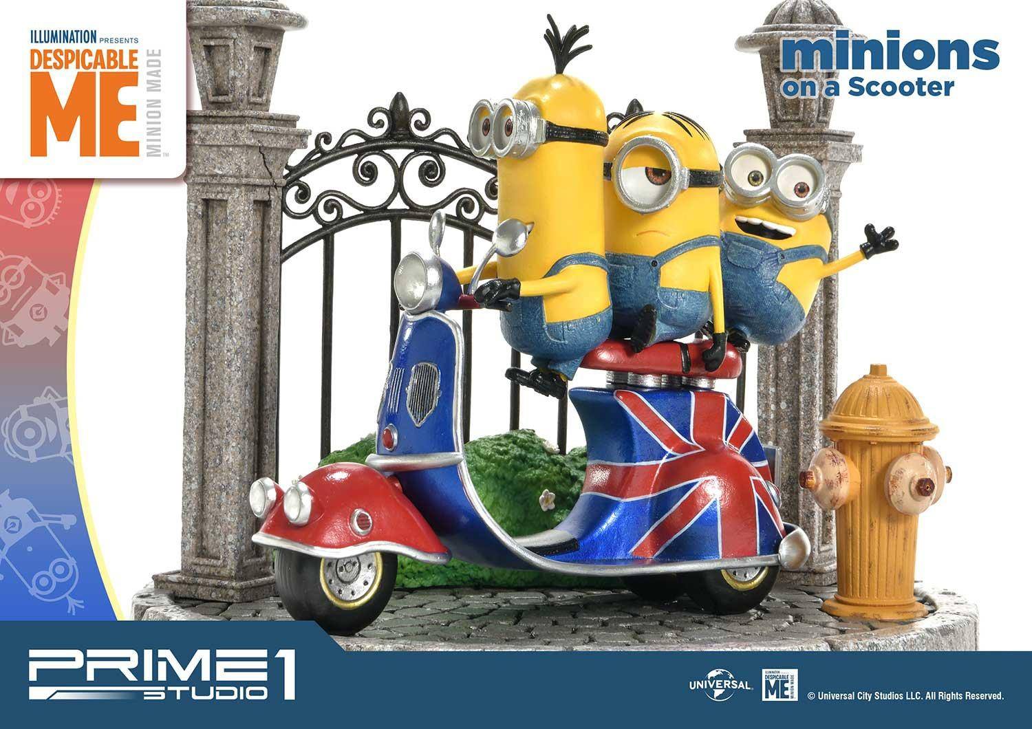 Minions on a Scooter (Despicable Me and Minions)