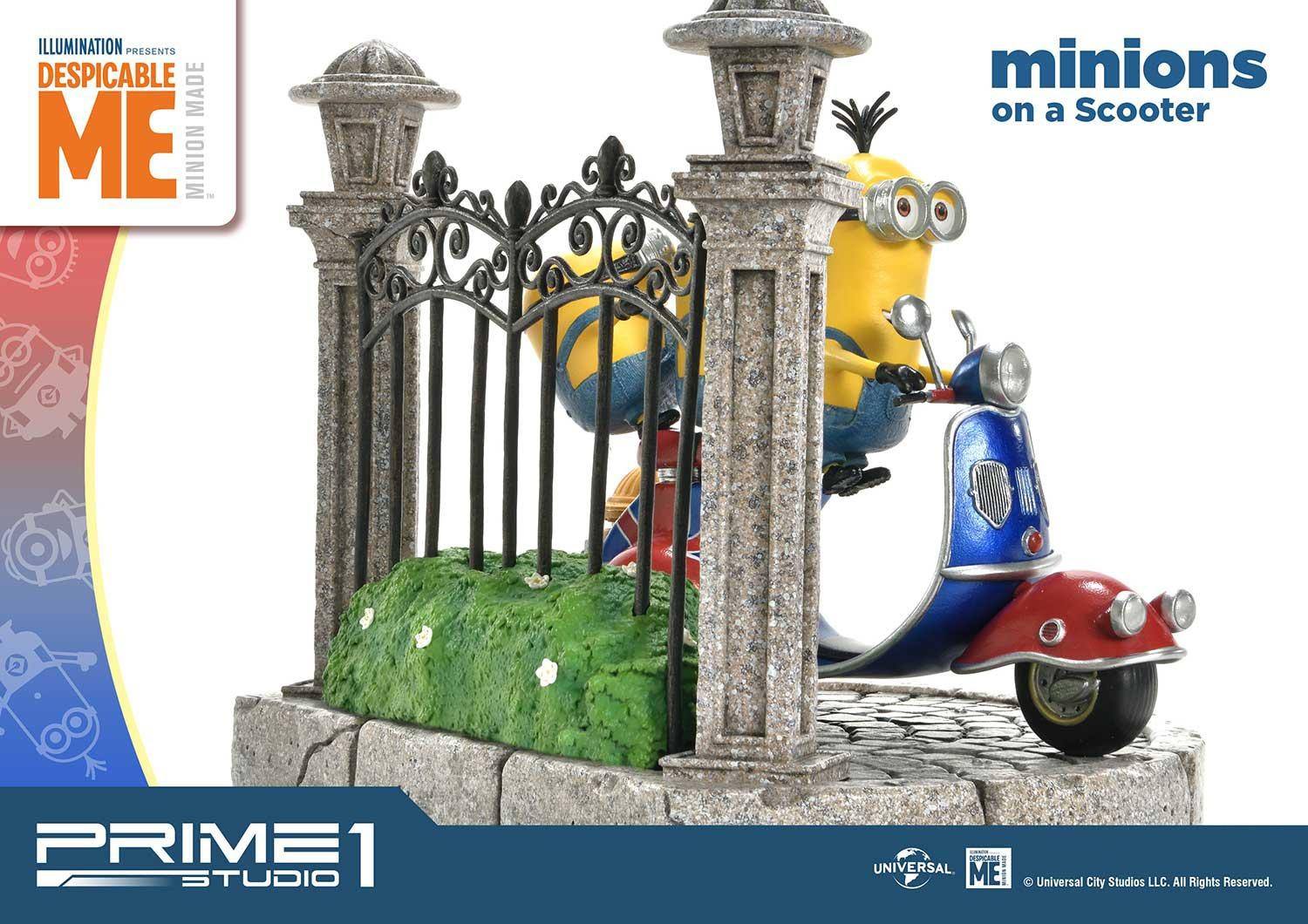 Minions on a Scooter (Despicable Me and Minions)