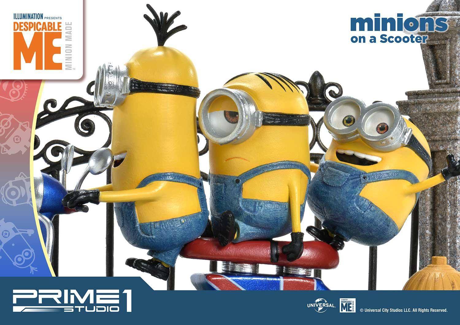 Minions on a Scooter (Despicable Me and Minions)