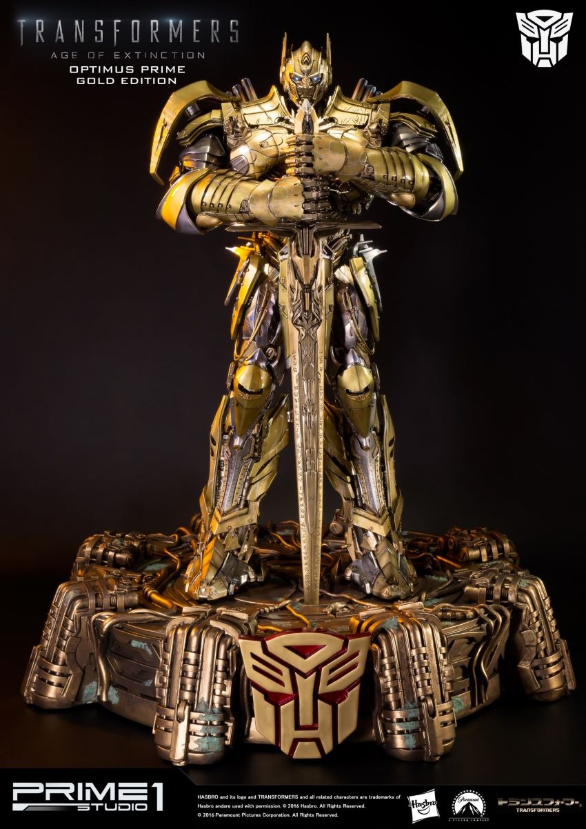 Optimus Prime Knight Edition Gold Version (Transformers: Age of Extinction)