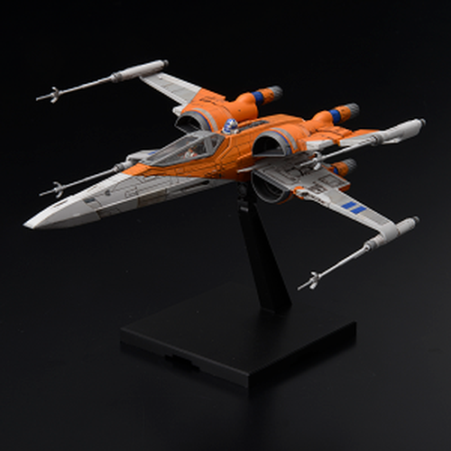 STAR WARS 1/72 Poe’s X-Wing with R2D2 (STAR WARS: THE RISE OF SKYWALKER) Bandai