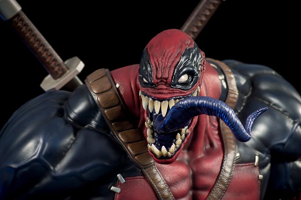 Private Custom Venom in Deadpool 1/4 Scale Resin Statue with 5 Heads