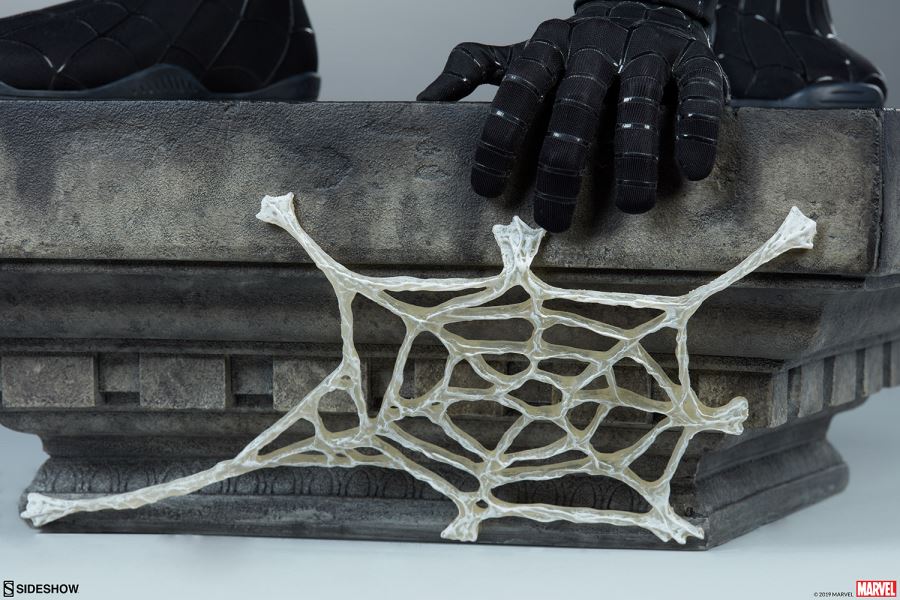 Sideshow: Spider-Man Black Suit Legendary Variant Scale