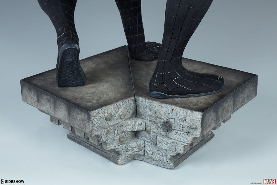 Sideshow: Spider-Man Black Suit Legendary Variant Scale