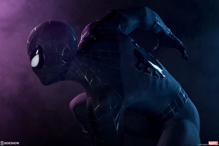 Sideshow: Spider-Man Black Suit Legendary Variant Scale