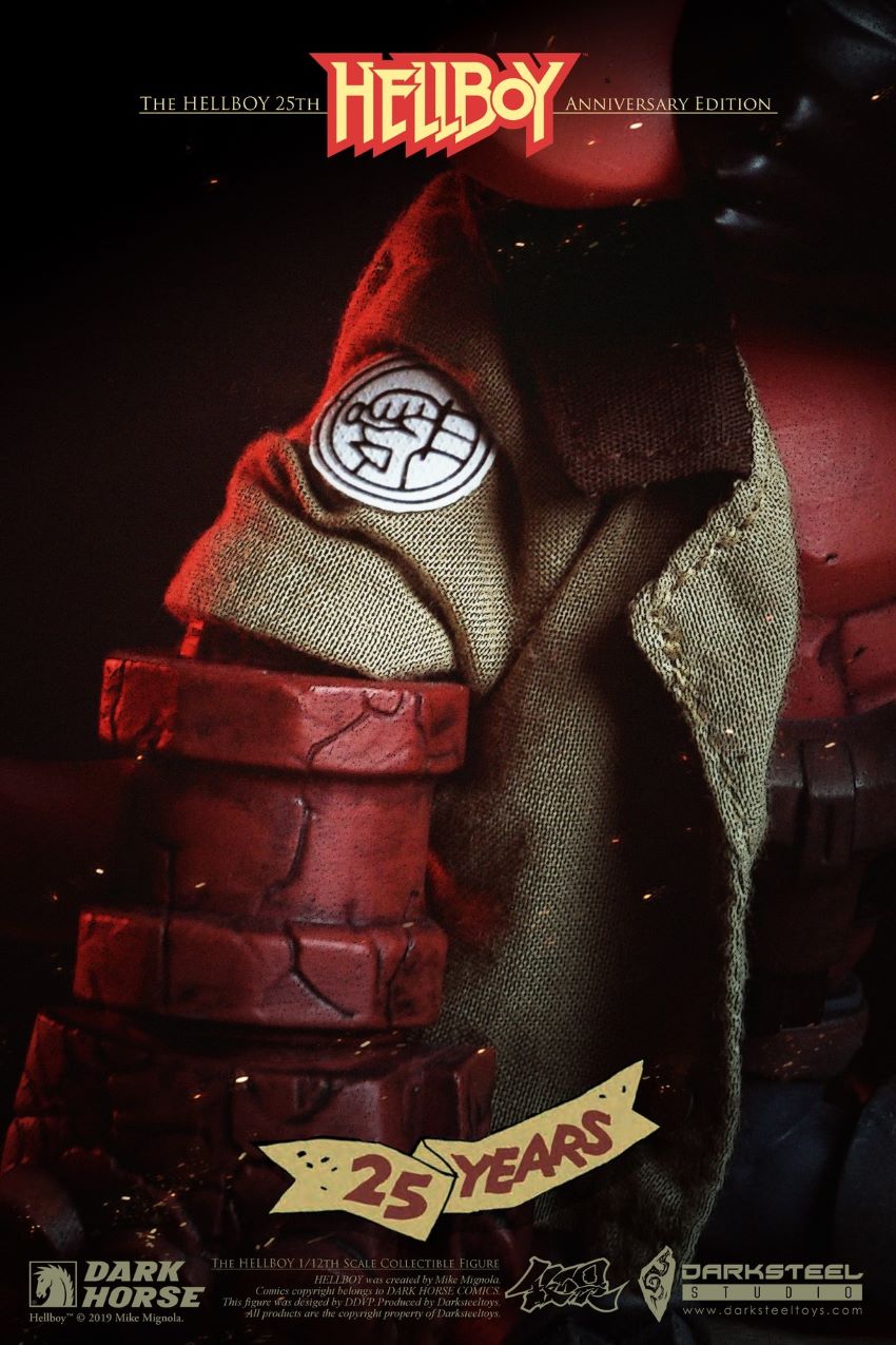 Hellboy 25TH ANNIVERSARY EDITION (Dark Horse)
