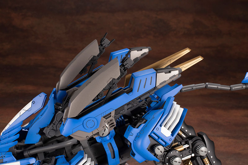 HMM ZOIDS RZ-028 Blade Liger AB 1/72 Plastic Model