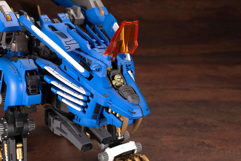 HMM ZOIDS RZ-028 Blade Liger AB 1/72 Plastic Model