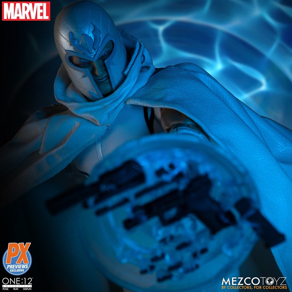Magneto (X-Men) Mezco One: 12 Collective