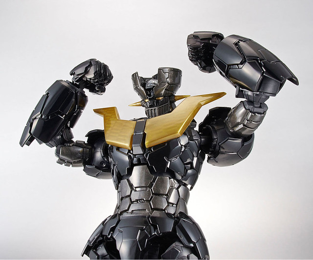 HG 1/144 Mazinger Z Black Ver (INFINITY) Bandai
