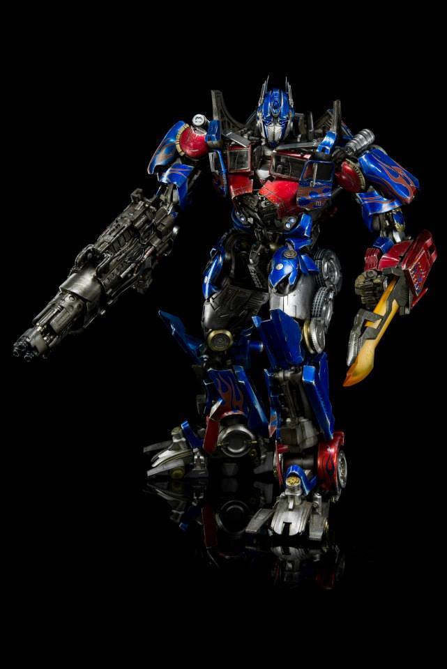 Transfromers - Optimus Prime (Exclusive version) ThreeA