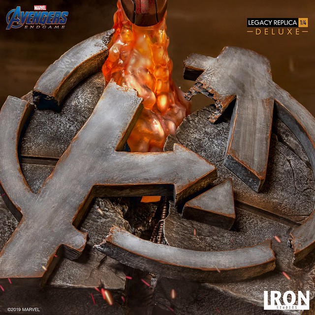 Iron Man MK85: Avengers Endgame Legacy Replica 1/4Scale (Deluxe)