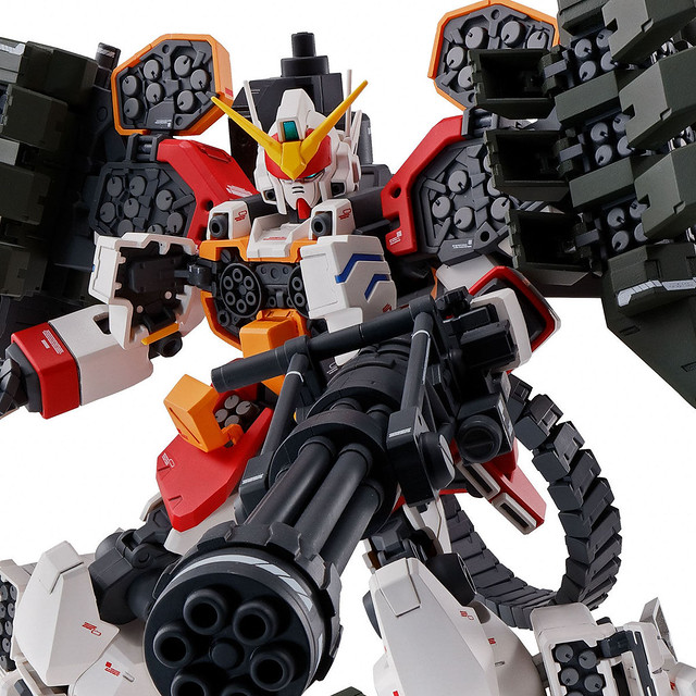 MG 1/100 Heavy Armed Steel EW