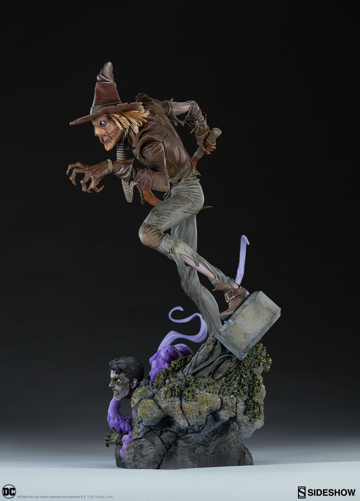 Scarecrow (Premium Format™ Figure by Sideshow Collectibles)