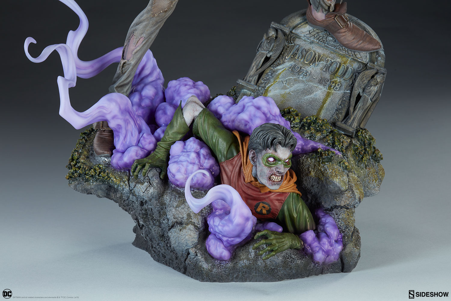 Scarecrow (Premium Format™ Figure by Sideshow Collectibles)