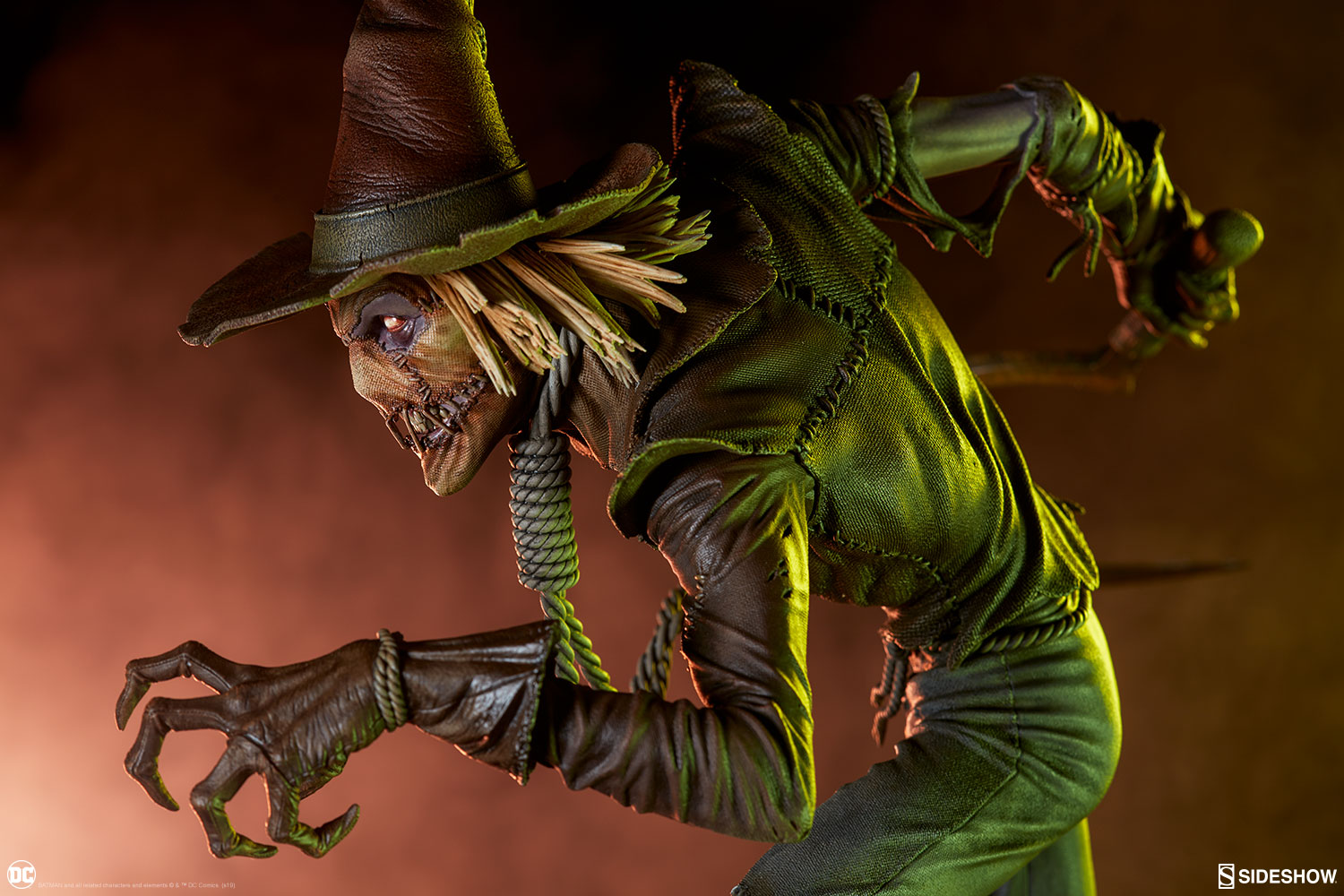 Scarecrow (Premium Format™ Figure by Sideshow Collectibles)