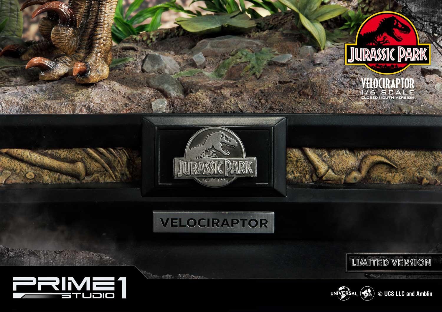 Velociraptor (Closed mouth) by Prime1Studio 