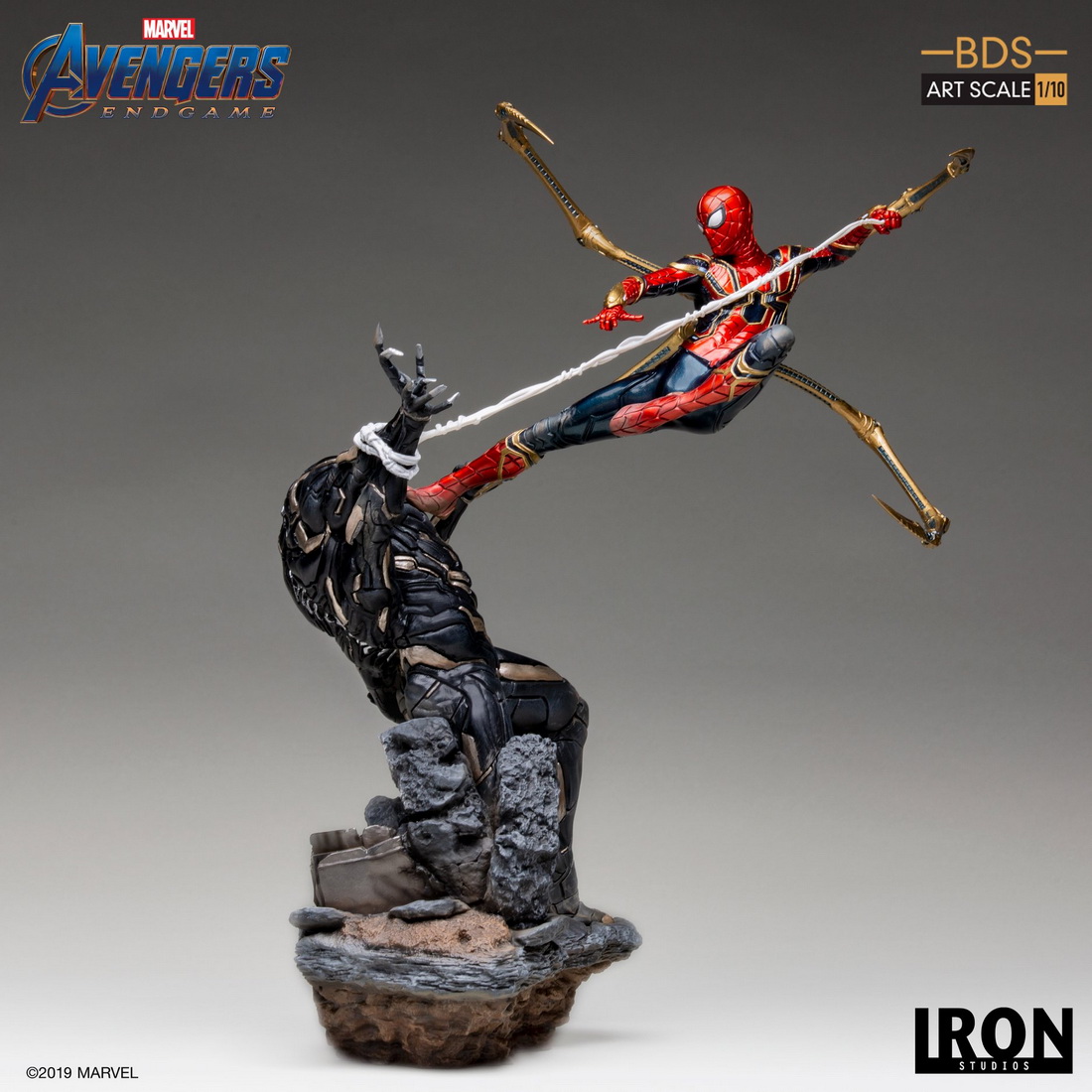 Ironstudio Iron Spider Vs Outrider