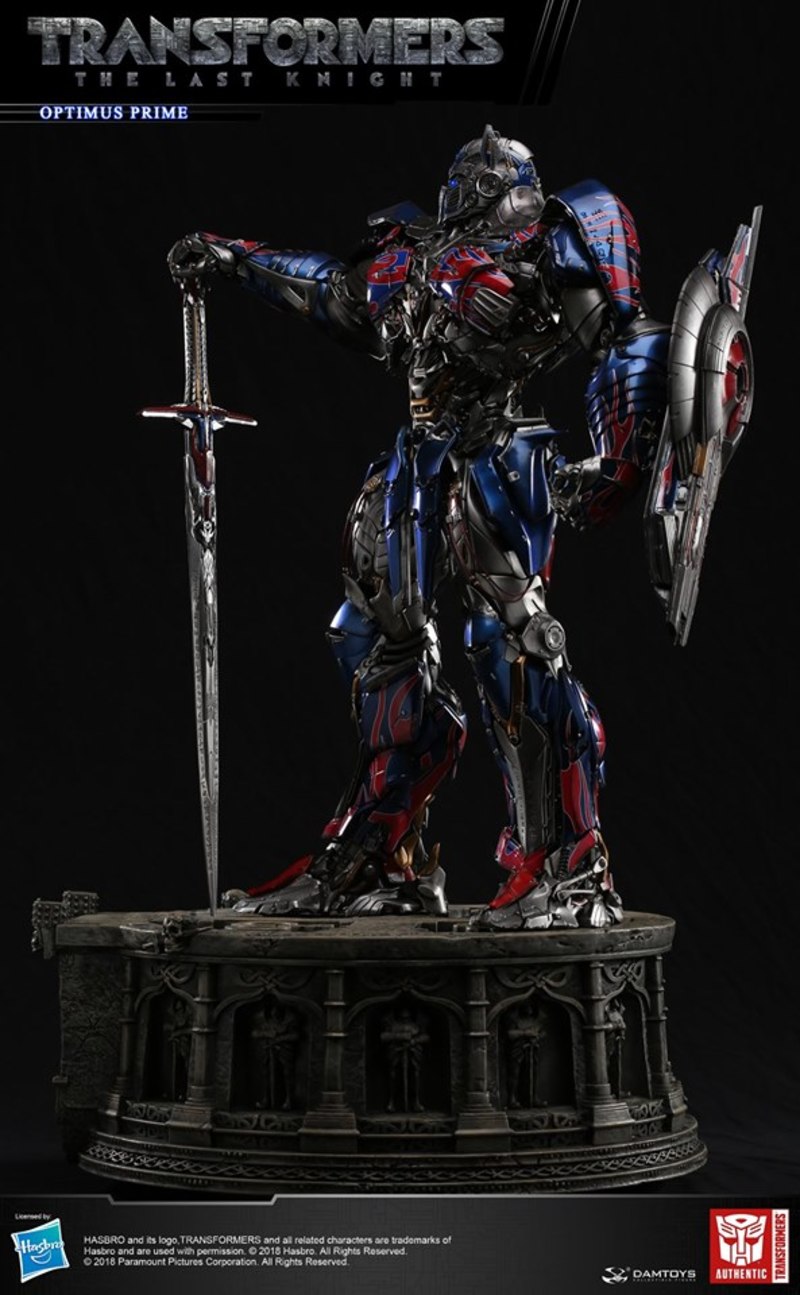 DAMTOYS CLASSIC SERIES: 29-INCH TRANSFORMERS :THE LAST KNIGHT OPTIMUS PRIME LIGHT-UP STATUE