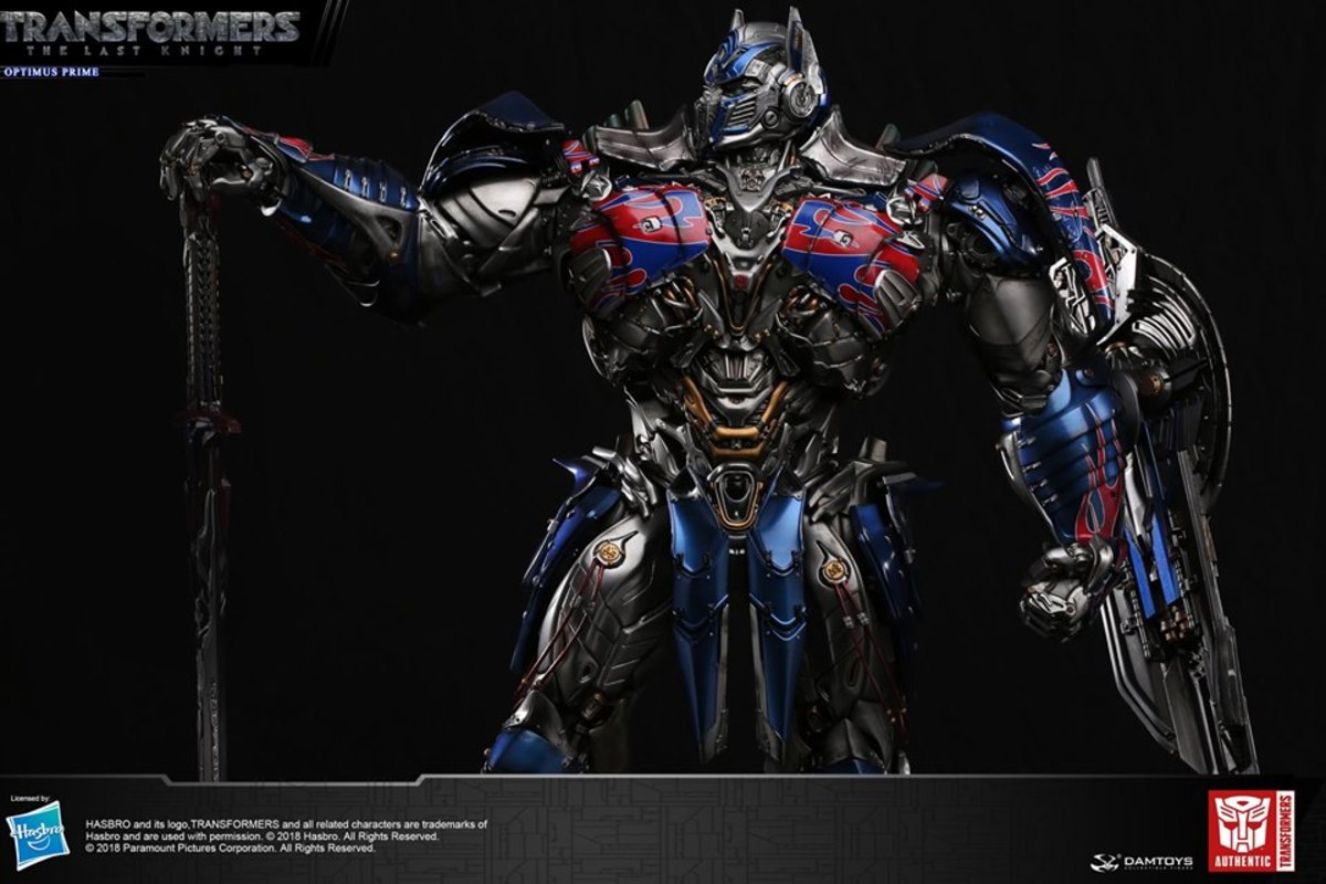 DAMTOYS CLASSIC SERIES: 29-INCH TRANSFORMERS :THE LAST KNIGHT OPTIMUS PRIME LIGHT-UP STATUE