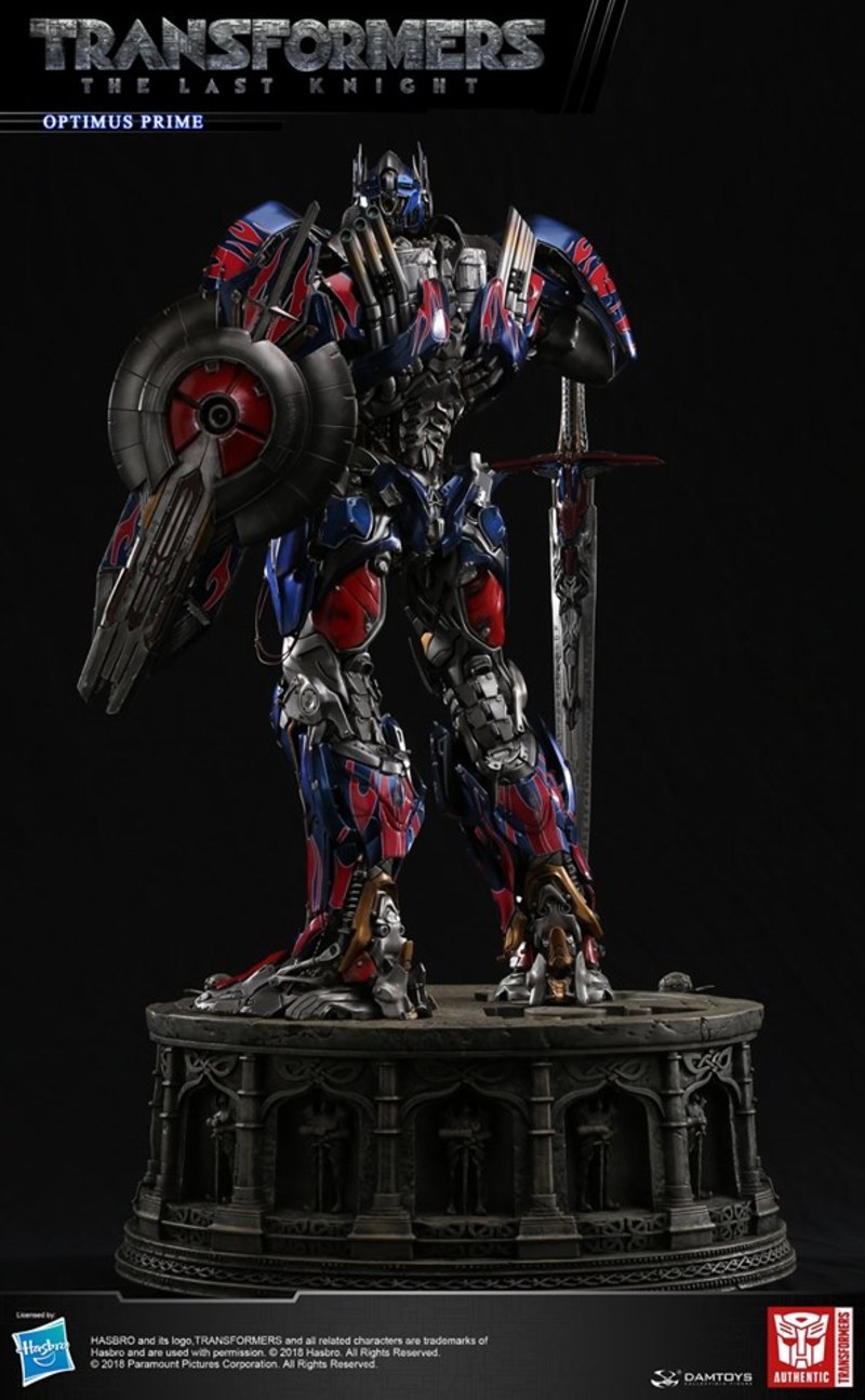 DAMTOYS CLASSIC SERIES: 29-INCH TRANSFORMERS :THE LAST KNIGHT OPTIMUS PRIME LIGHT-UP STATUE