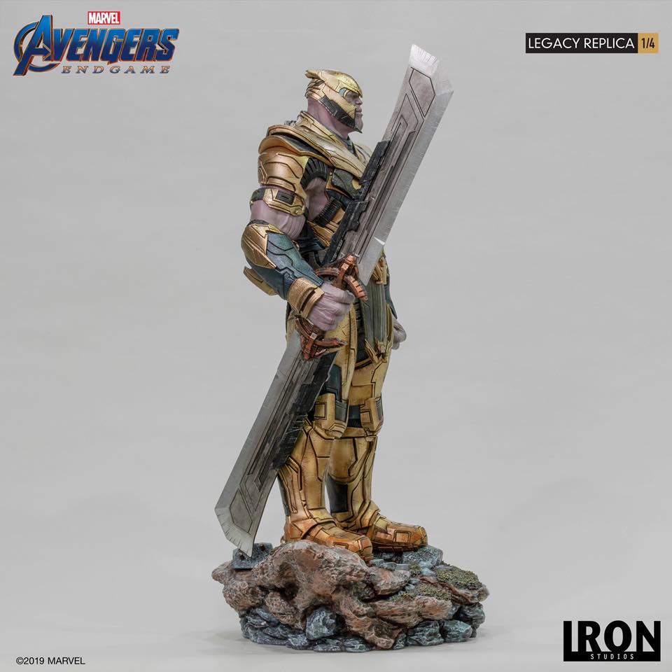 Iron Studios - Thanos: Avengers Endgame Legacy Replica 1/4Scale Statue