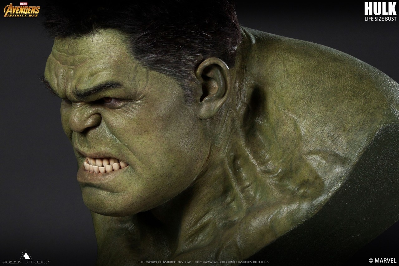 Queen Studios Green Hulk Life-Size Bust