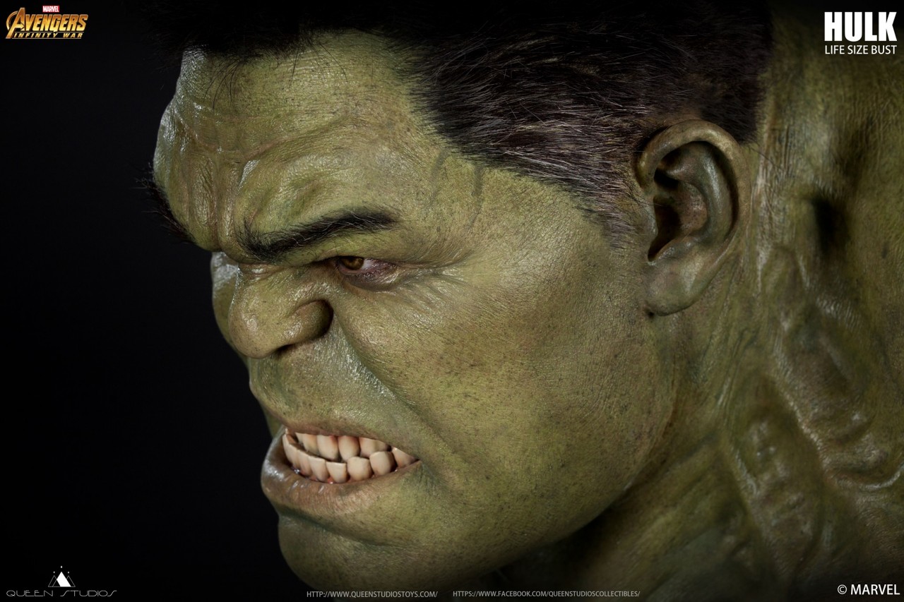 Queen Studios Green Hulk Life-Size Bust