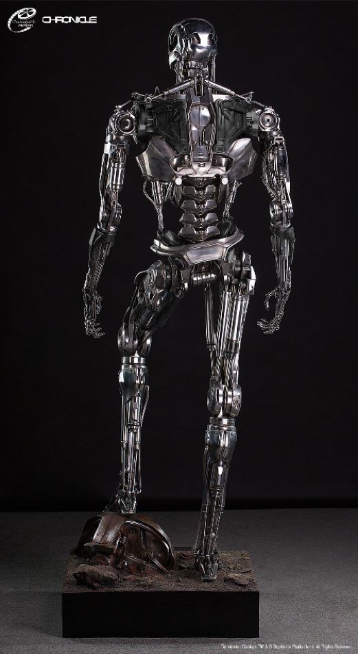 TERMINATOR GENISYS: LIFE SIZED T-800 ENDOSKELETON STATUE