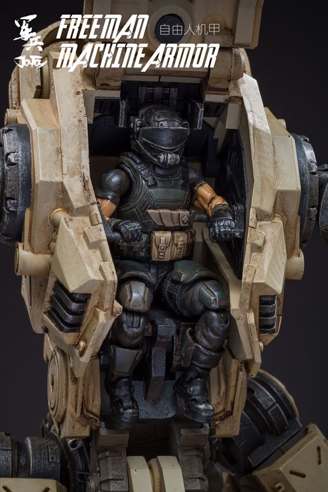 JOYTOY 81921011 ：1/18 Free man tactical mecha ( สีน้ำตาล )