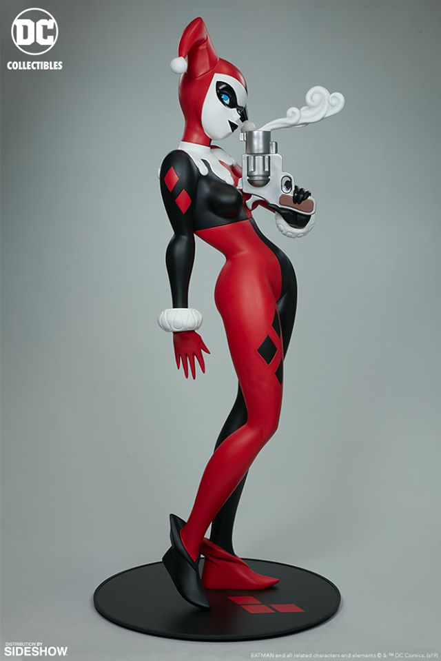 DC Collectibles Harley Quinn Life-Size Figure