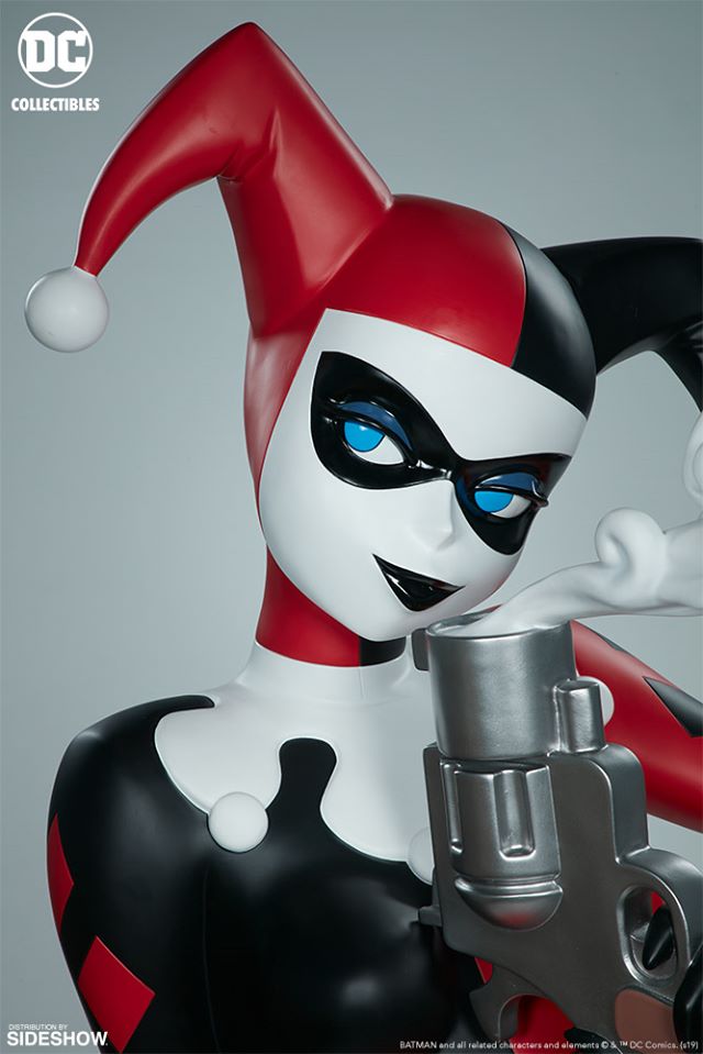 DC Collectibles Harley Quinn Life-Size Figure
