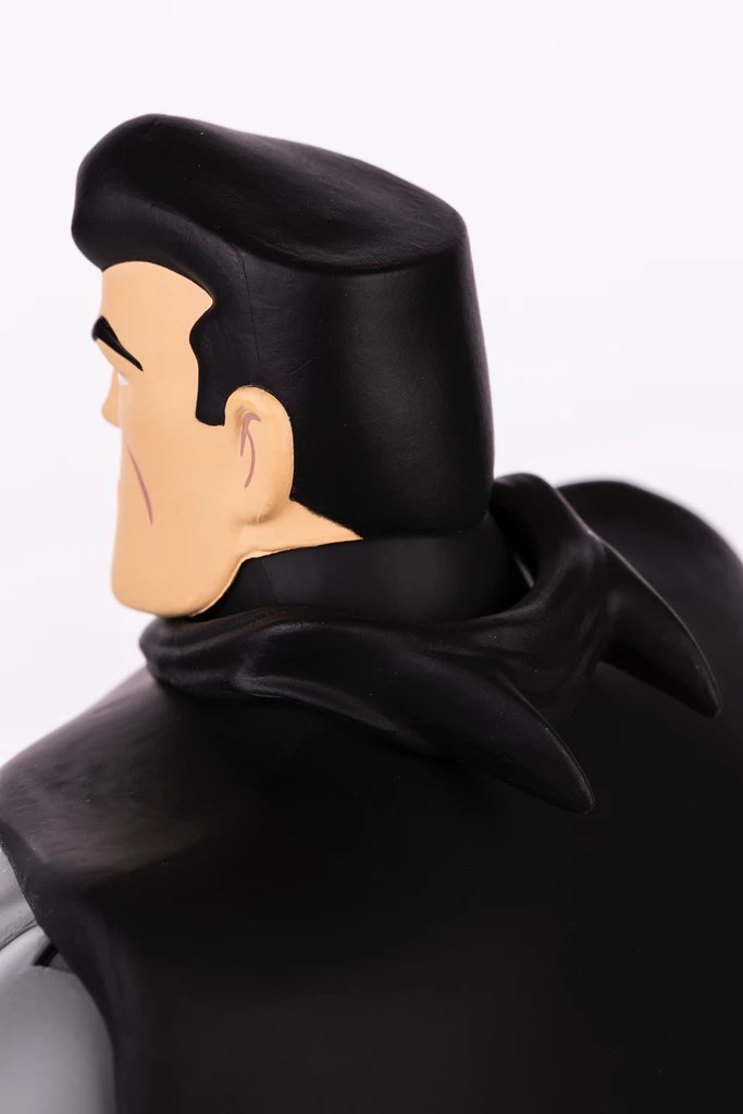 BATMAN: THE ANIMATED SERIES 1/6 Scale Figure (Black Variant Edition) MONDO