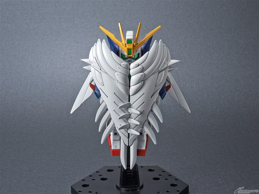 SD Gundam Cross Silhouette Wing Gundam Zero EW