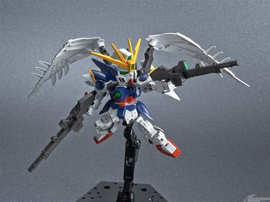 SD Gundam Cross Silhouette Wing Gundam Zero EW