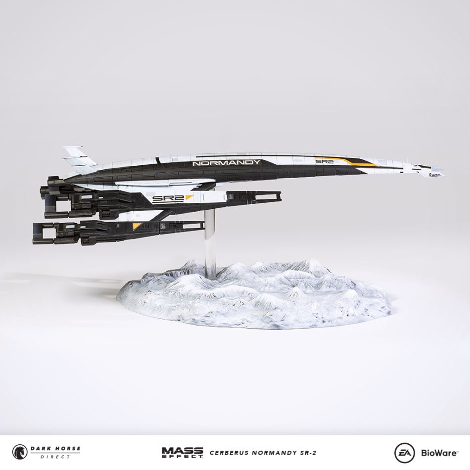 Mass Effect: Cerberus Normandy SR-2 Replica
