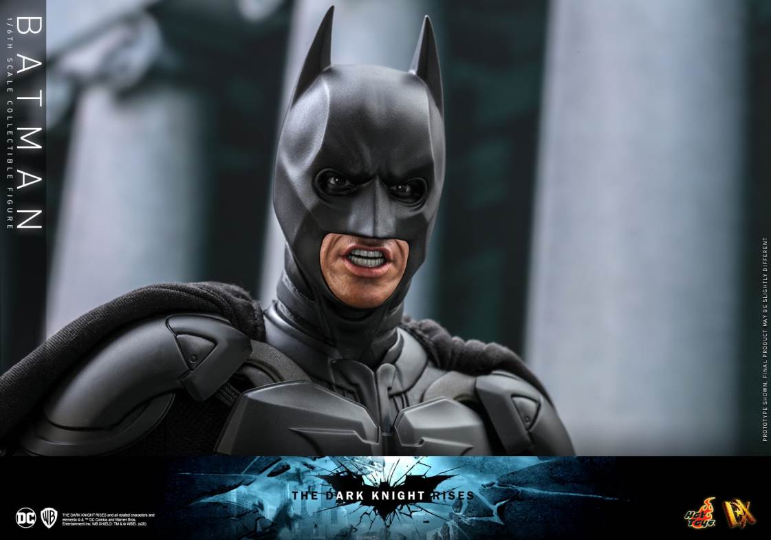 Batman: The Dark Knight Rises - Batman & Bat Mobile 1/6