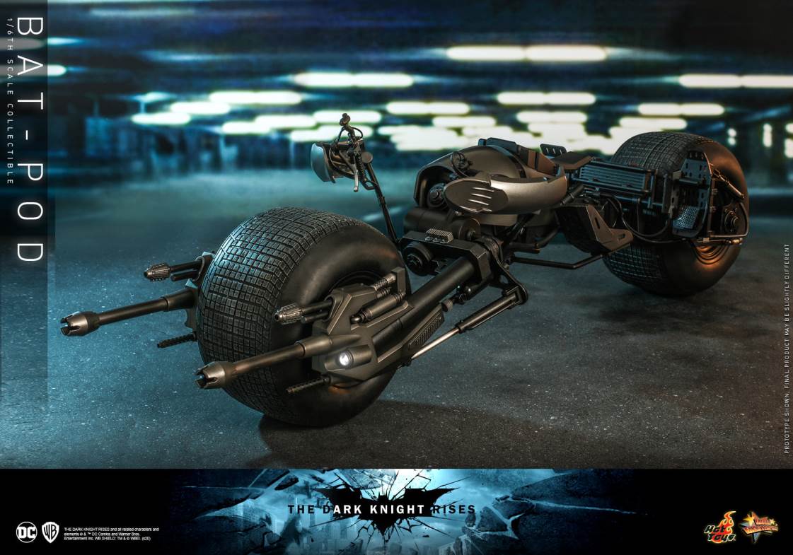 Batman: The Dark Knight Rises - Batman & Bat Mobile 1/6