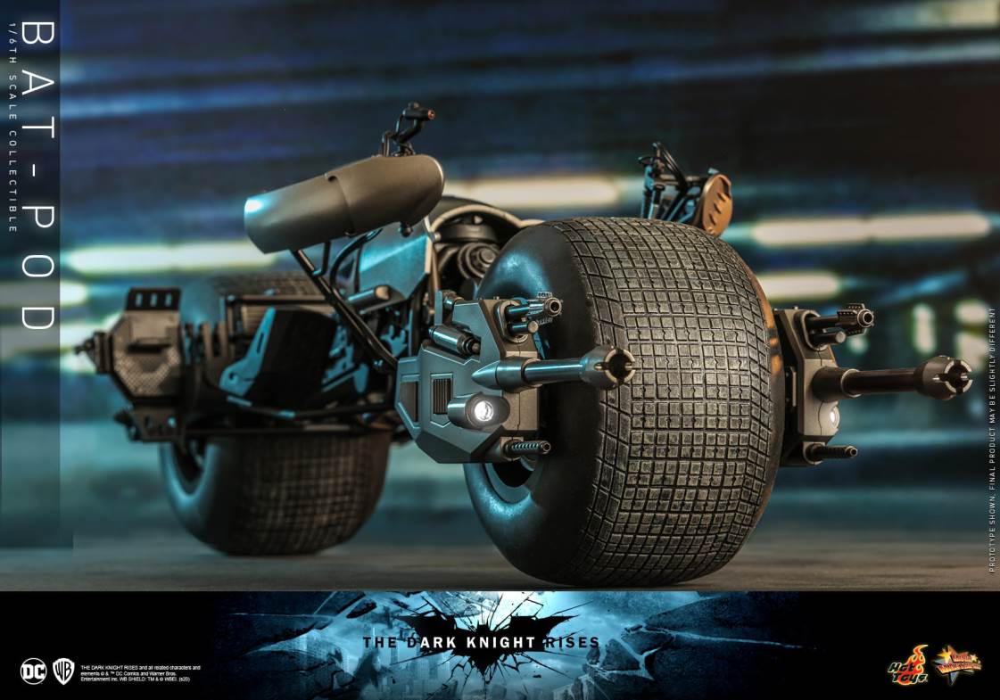 Batman: The Dark Knight Rises - Batman & Bat Mobile 1/6