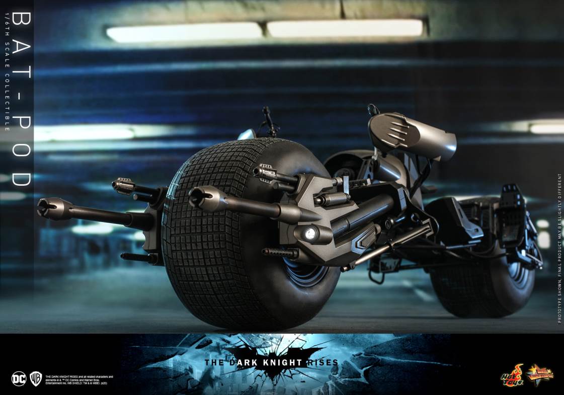 Batman: The Dark Knight Rises - Batman & Bat Mobile 1/6