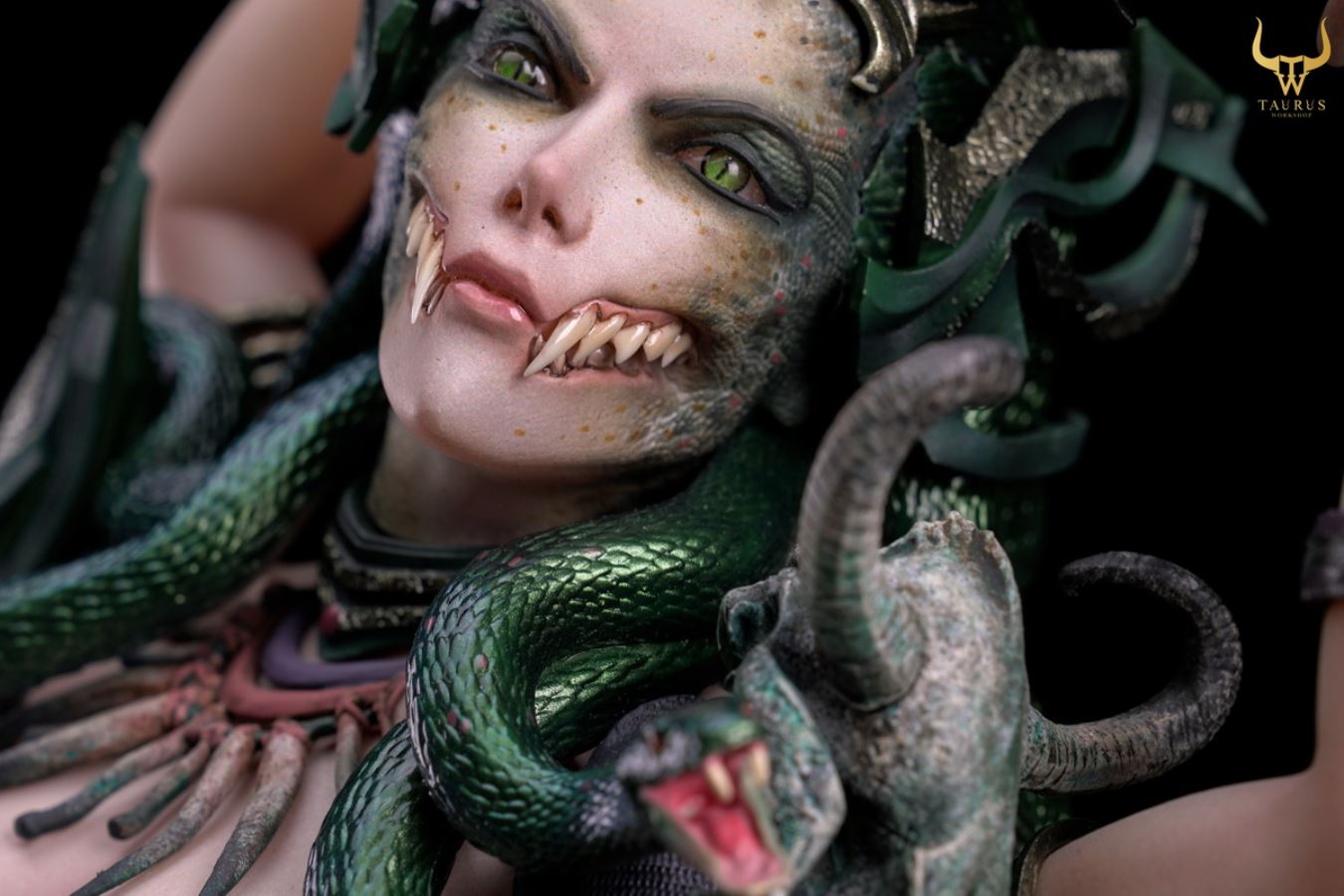 QUEENS OF OBLIVION 1/4 SKALYTHIA