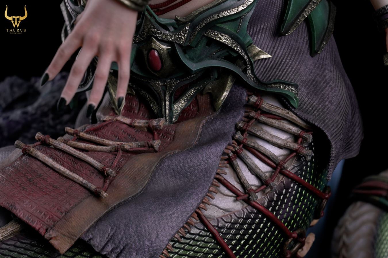 QUEENS OF OBLIVION 1/4 SKALYTHIA